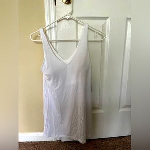 ✨NWT✨ Athleta Essence Support Tank